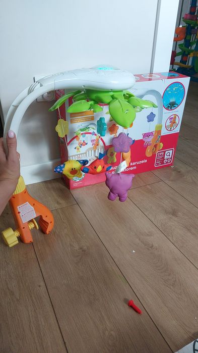 Jak nowa karuzela z projektorem