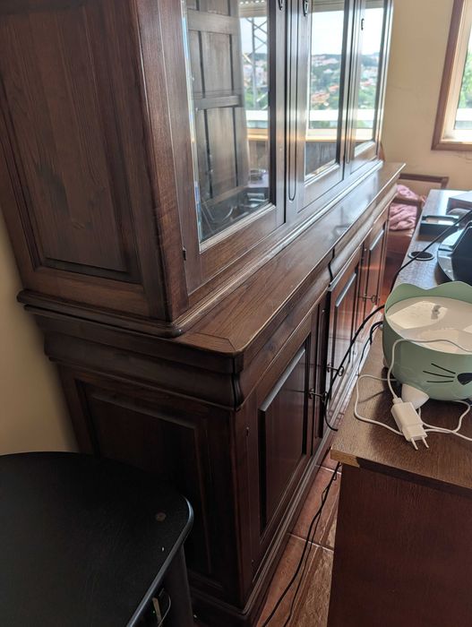 Louceiro / Aparador em Madeira Maciça - Vitrine + Base (vende-se junto ou separado)