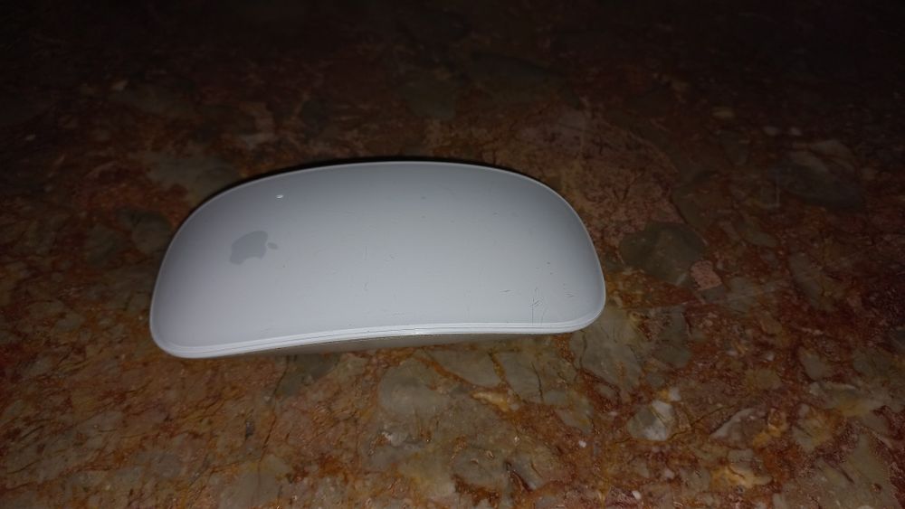 Apple Magic Mouse