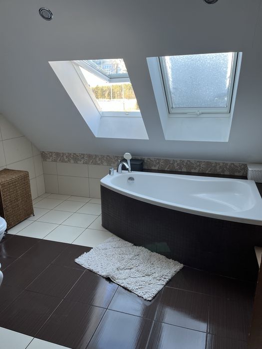 Przestronny dom rodzinny blisko Ciechanowa | 280 m² | działka 10,8 ar | garaż 2-stanowiskowy