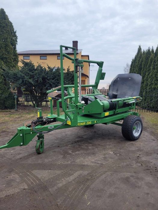 Owijarka samozaładowcza pronar z245