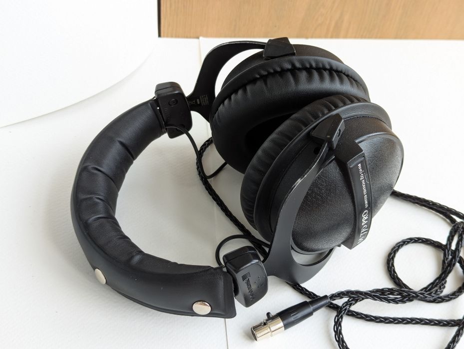 Beyerdymamic dt770pro black edition балансе підключення