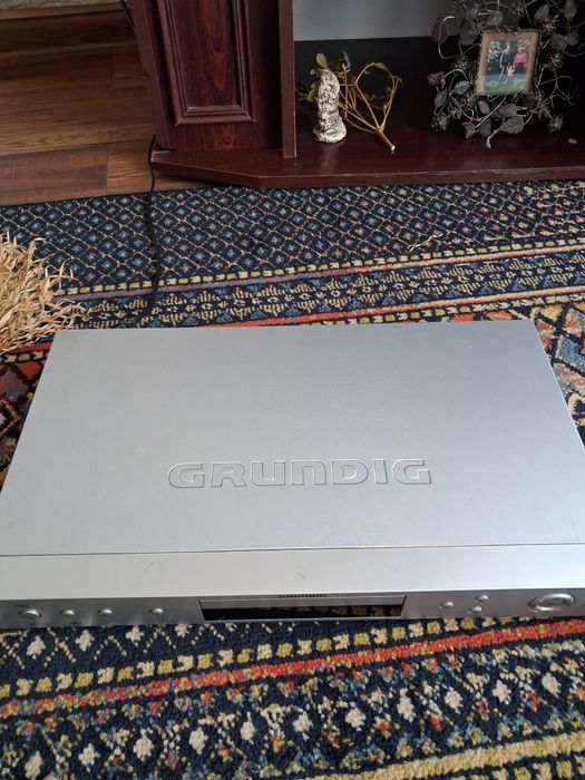 DVD Grundig wszystko sprawne.