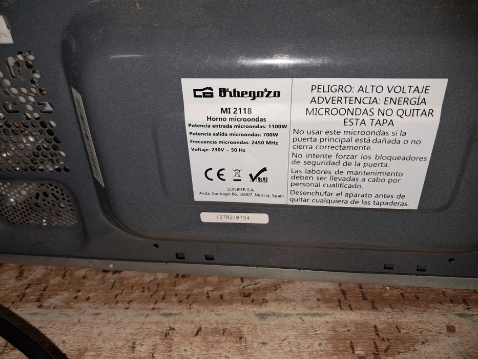 Microondas usado a funcionar