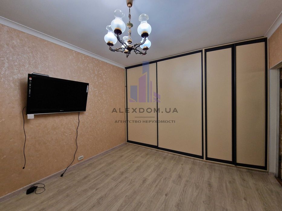 Продається 2к кв, вул. Райдужна, буд. 71 Райдужний масив Дарниця