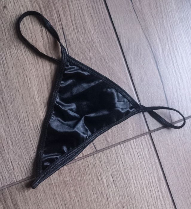 Majtki stringi czarne XS S nowe bez metek