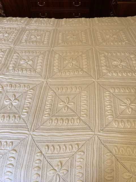Colcha em crochet/renda feita à mão