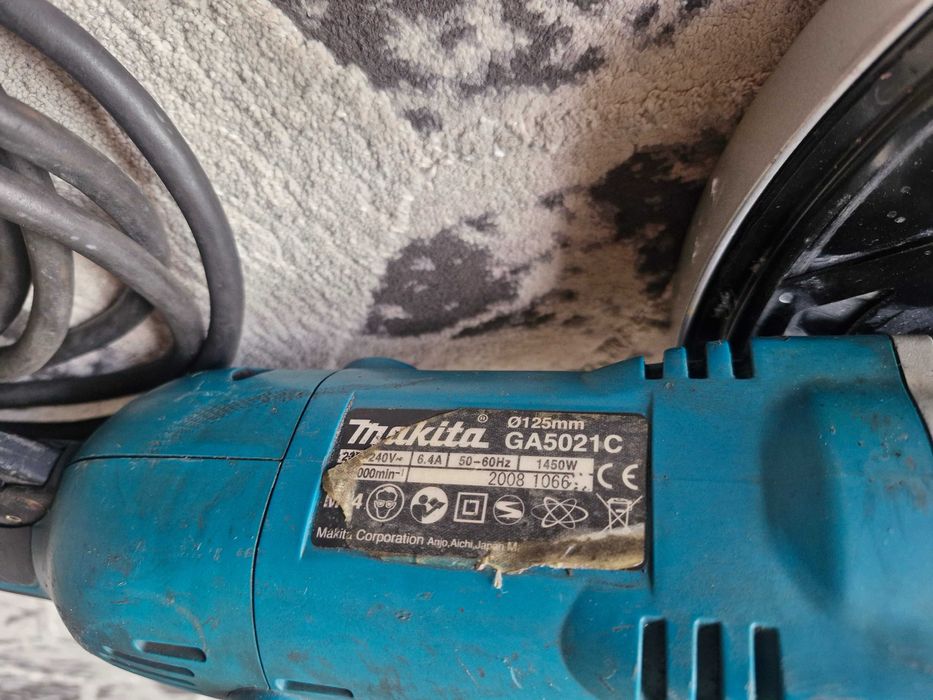 MAKITA GA5021C Szlifierka kątowa 125mm 1450W SJS plus osłona