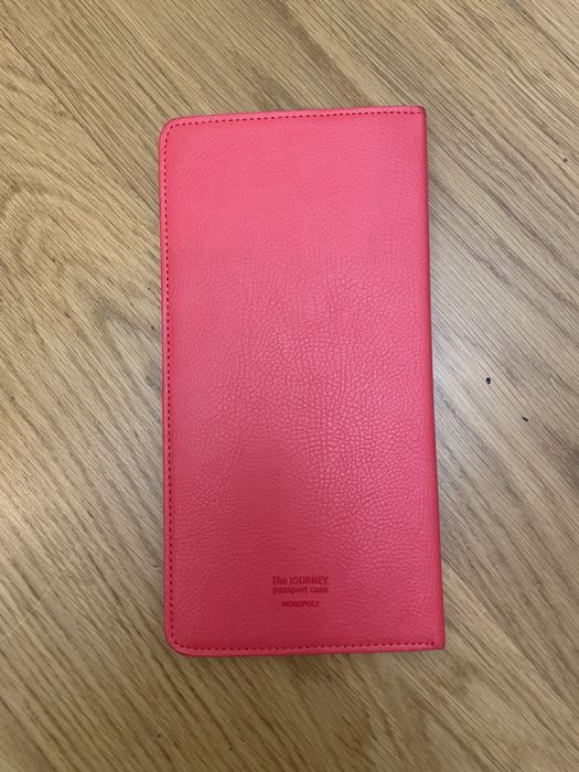 WYPRZEDAŻ Etui na dokimenty, portfel na dokumenty do podróźy malinowy