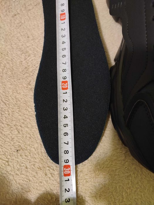 Чоловічi спортивнi кросівки 45 розмір