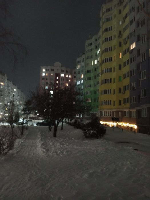 Продаж цокольного приміщення