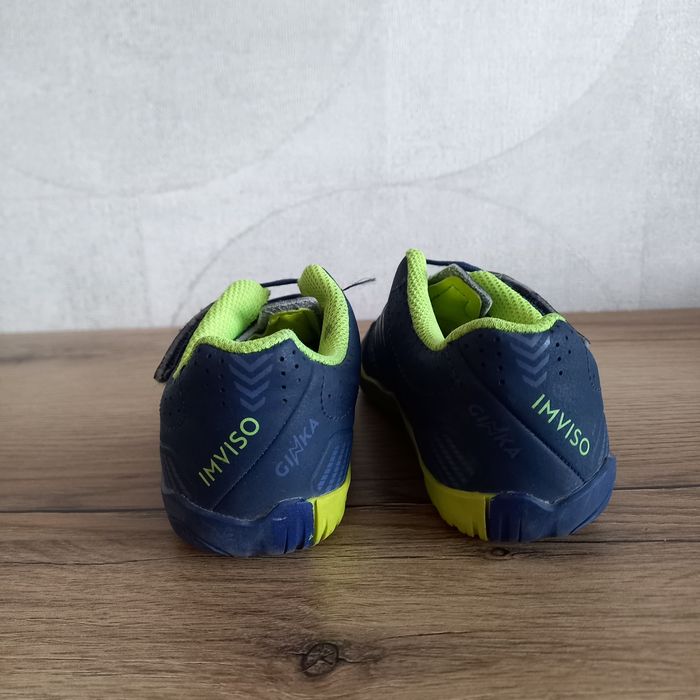Decathlon футзалки 31р кросівки для тренувань