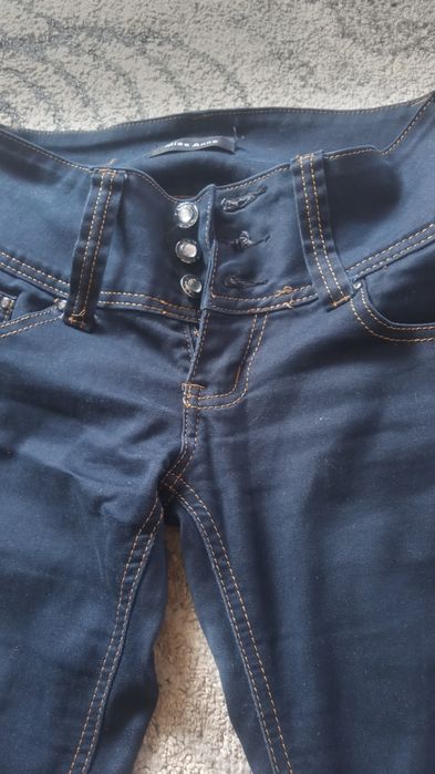 Spodnie jeans rozmiar 38