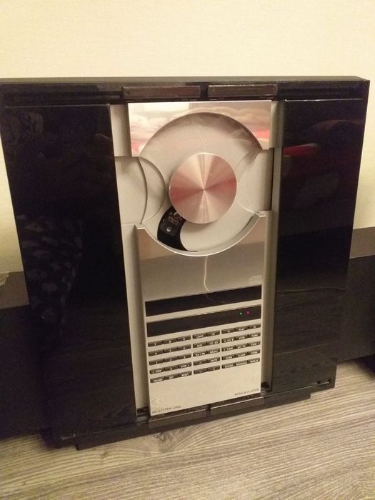 BeoSystem 2300. Bang & Olufsen.