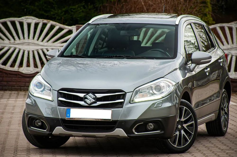 Suzuki SX4 S-Cross 1.6Benzyna 120km 4x4 Led BiXenon Kamera Navi Panorama Skóry Piękny De