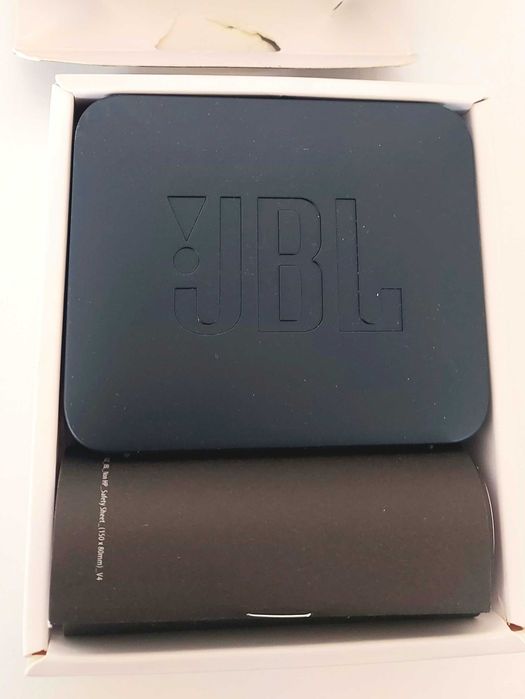 Coluna JBL Go Essential