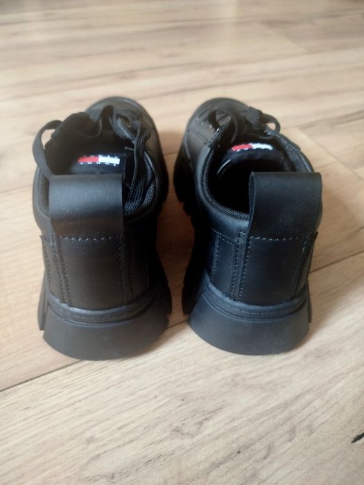 Buty Tommy Hilfiger 36
