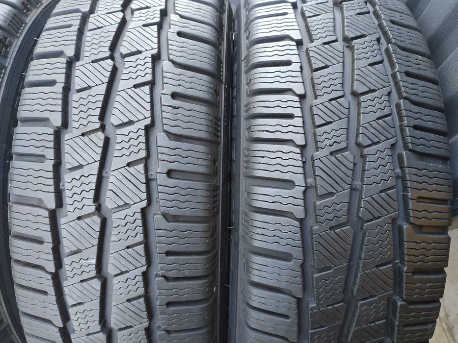 4 x opona zimowa 215/60r17C Michelin Agilis