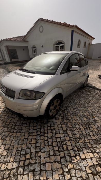 Audi A2 2001 - troco por carrinha comercial