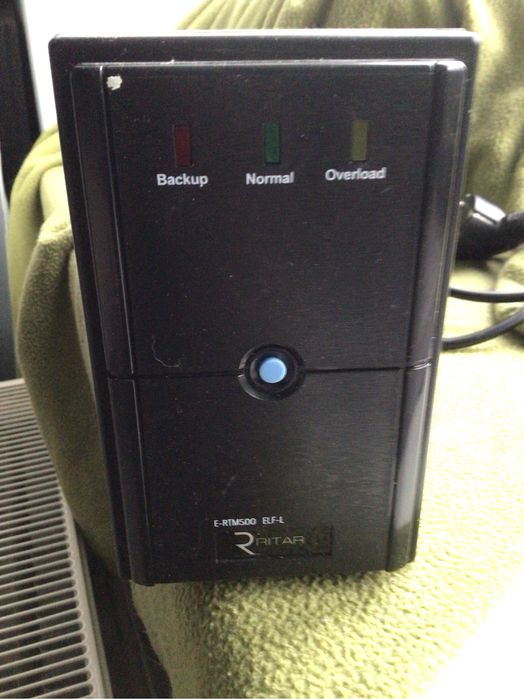 Источник безперебойного питания REAL