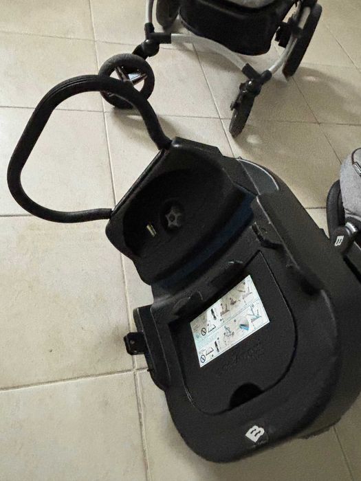 Carrinho + cadeira + isofix bebecar