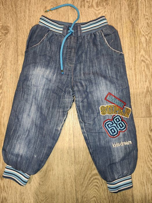 Продам джинсы на махре на мальчика