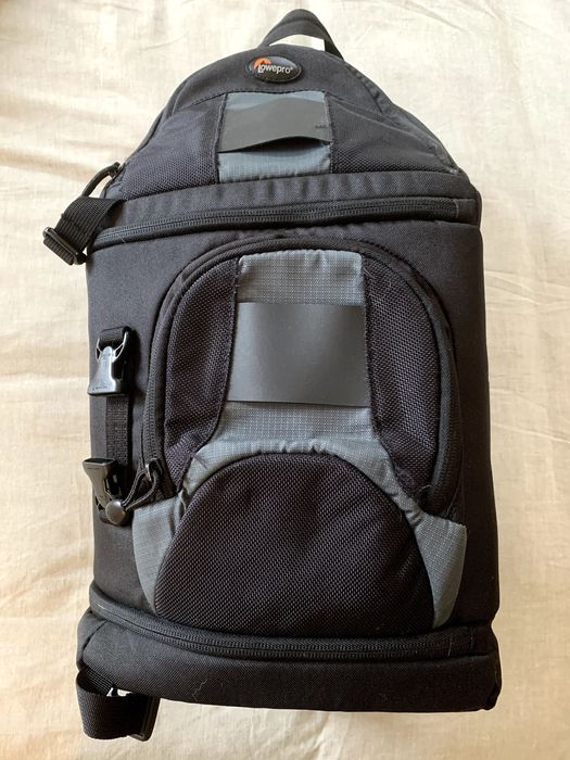 Mochila Lowepro SlingShot 200 AW