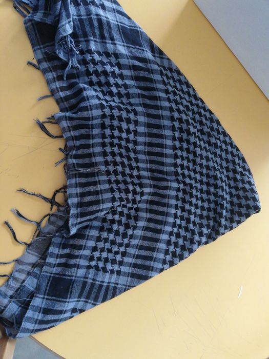 Cachecol preto/cinzento