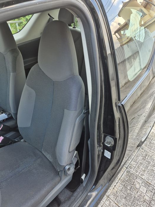 Peugeot 107 — fotografia 6