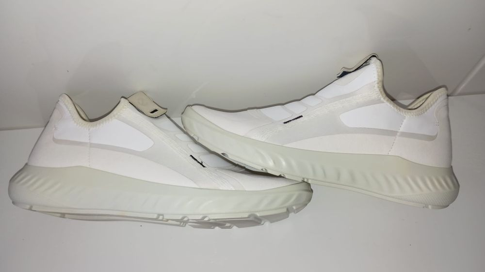 Sneakersy ECCO Ath-1Fw  39