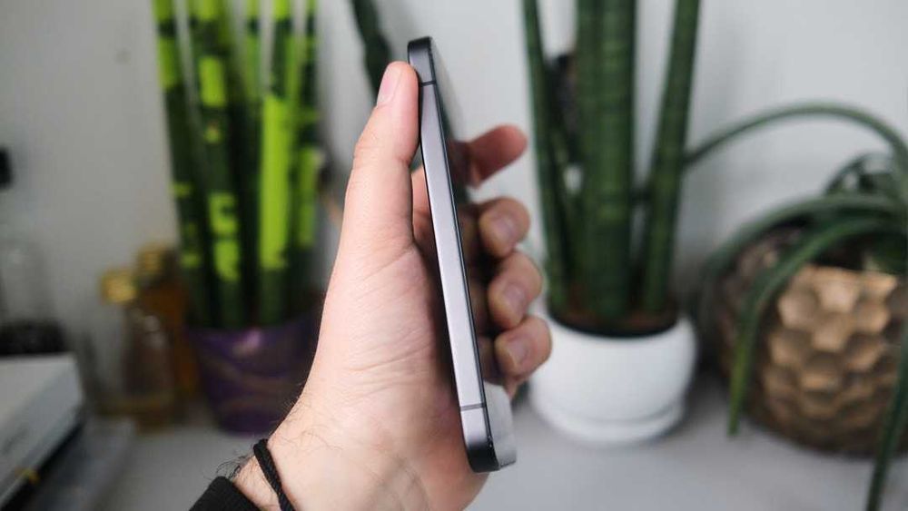 Google Pixel 9a 8/128GB Obsidian Neverlock беp вигорань