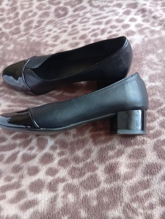 Buty czółenka, półbuty