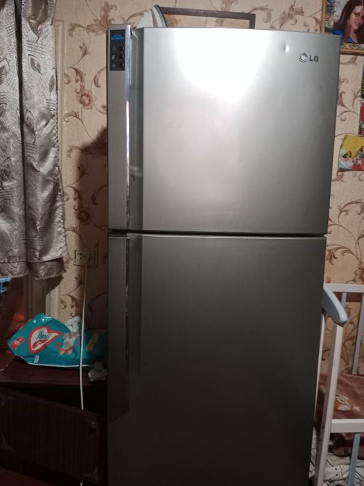LG холодильник бу в отличном состоянии