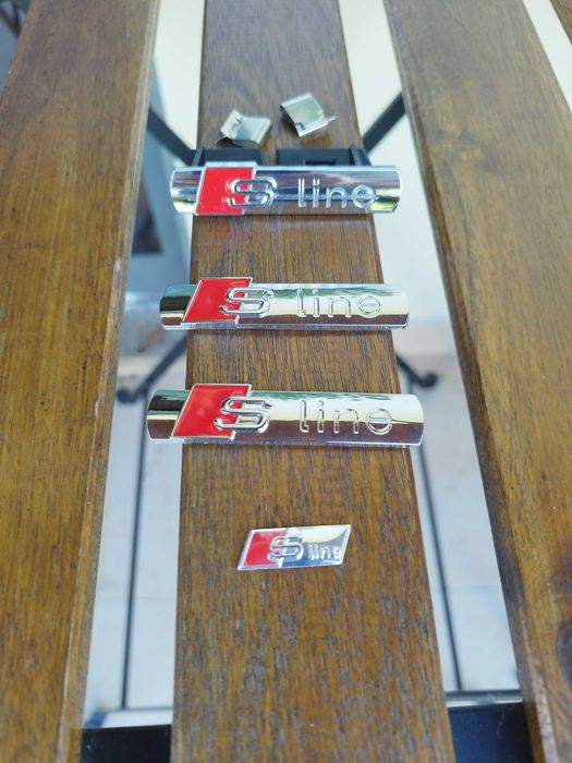 Conjunto de 4 unidades Símbolo / emblema S-line em metal