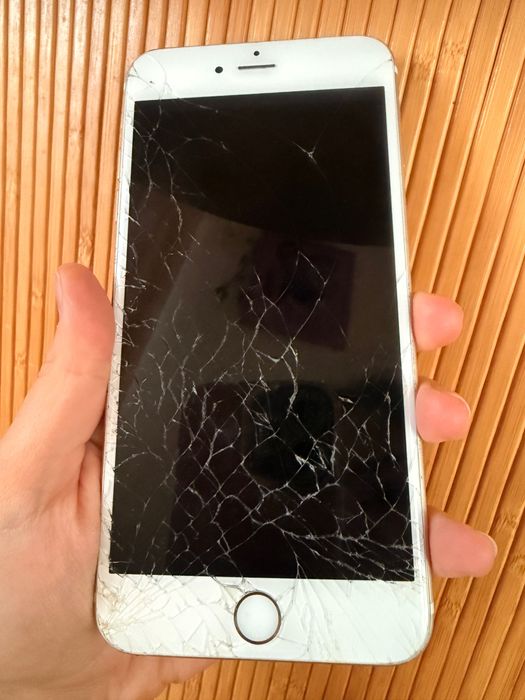 iPhone 6s Plus на запчастини