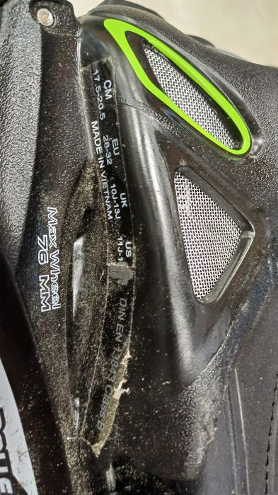 Дитячі ролики Rollerblade Spitfire TS розмір 28-32 + комплект захисту