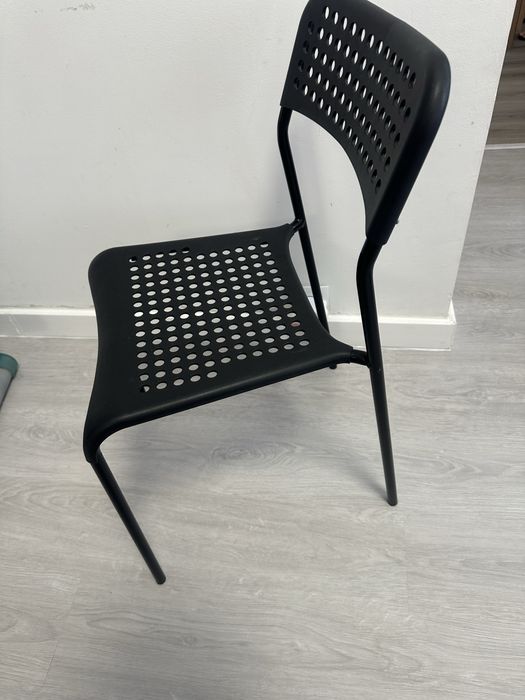Vendo Mesa com 4 cadeiras marca IKEA