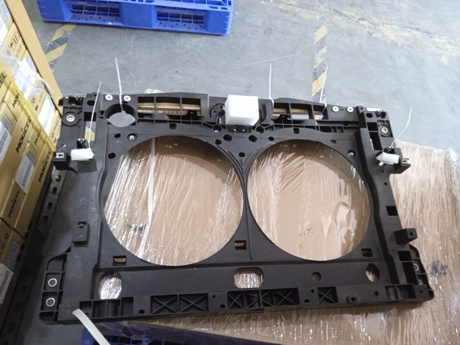 Установча панель Nissan  murano Z52