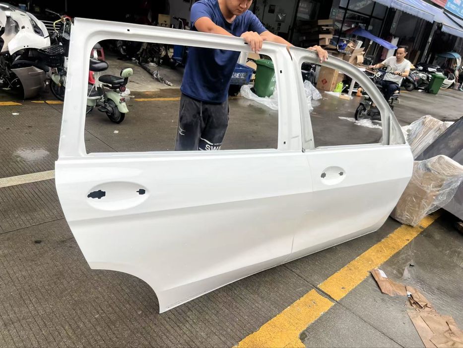 Двери передние задние bmw x7 g07