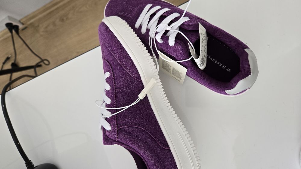Buty dla chłopca 37 Reserved nowe