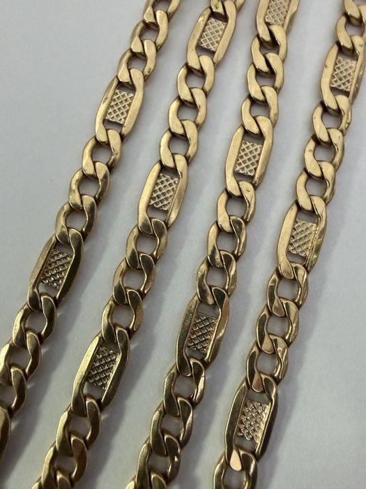 Золотая цепочка красивая широкая