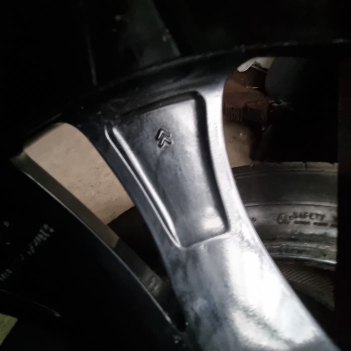 Диски R17 4x108 7.5j ET29 ЦО65.1 оригінал