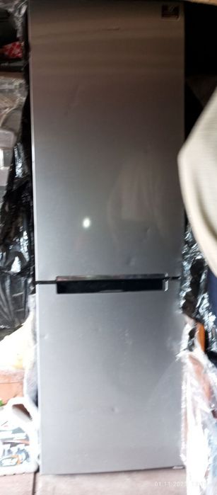 Продам холодильник Samsung ноуфрост