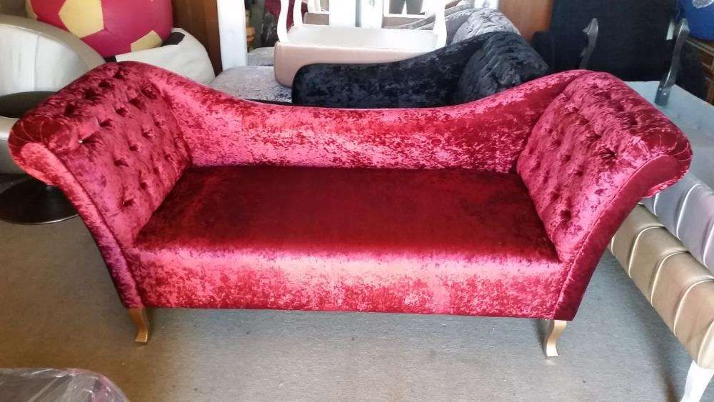 Sofa dupla costa capitonê