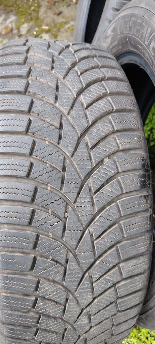 Зимові шини TOYO TIRES 205/55 R16