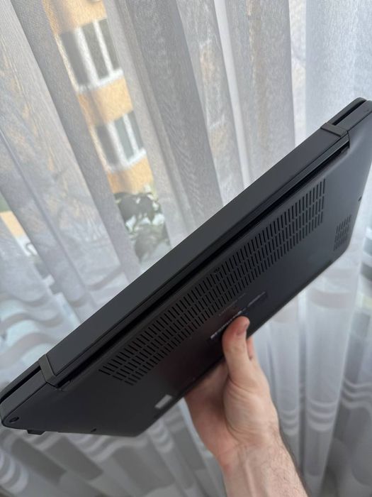 Dell Latitude 7400 i7 8665U 32GB RAM 512GB SSD Windows 11