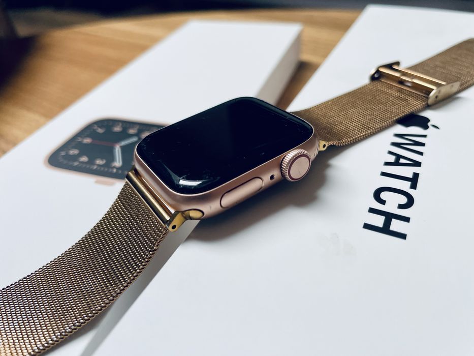 Appla Watch SE GPS + Cellular 1.gen