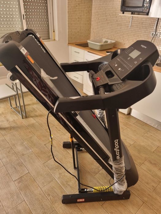 Passadeira de Corrida Bodytone DT18+AC - Pouco Usada