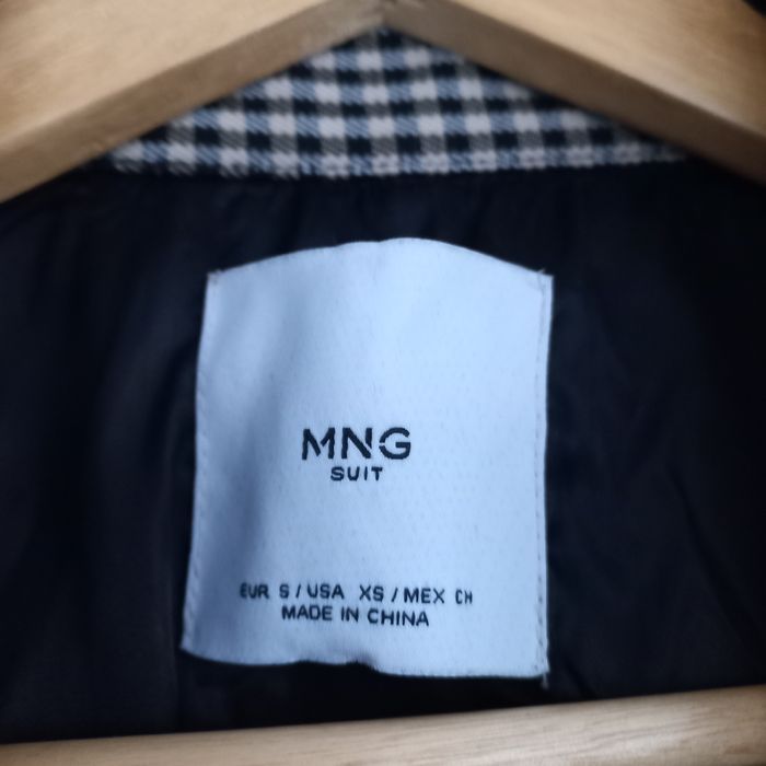 Куртка- пиджак  MNG размер S