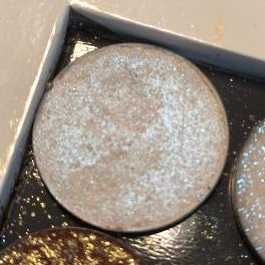 Cień Glam Shop perłowy Niebieski opal